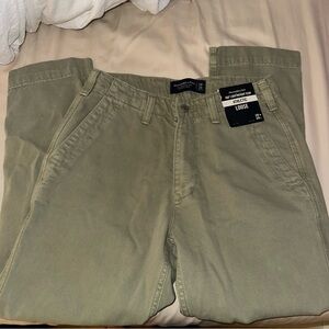 Abercrombie & Fitch lightweight athletic loose men’s jeans!